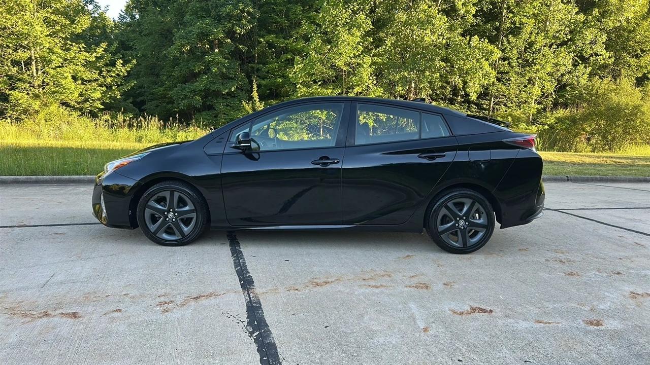Toyota Prius Two Eco 2016
