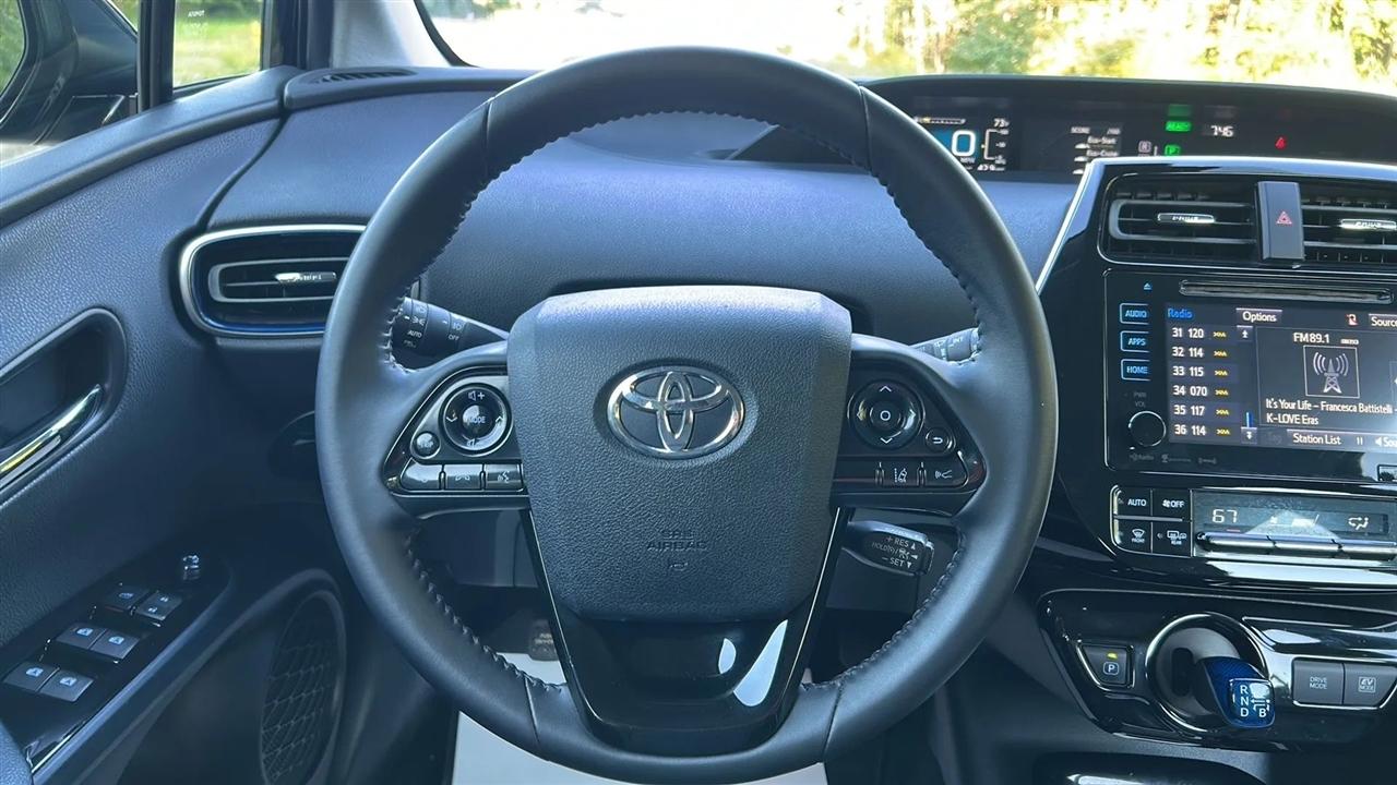 Toyota Prius Two Eco 2016