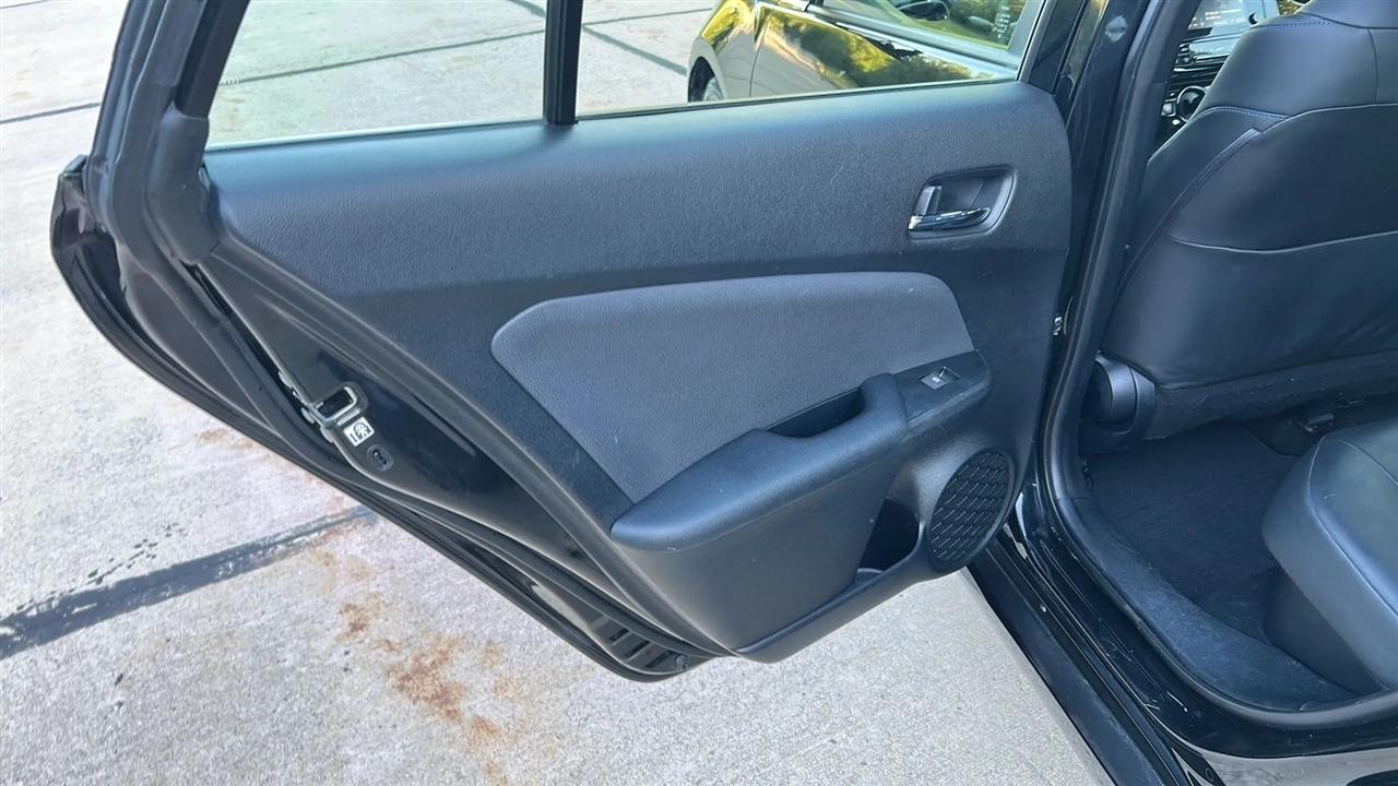Toyota Prius Two Eco 2016