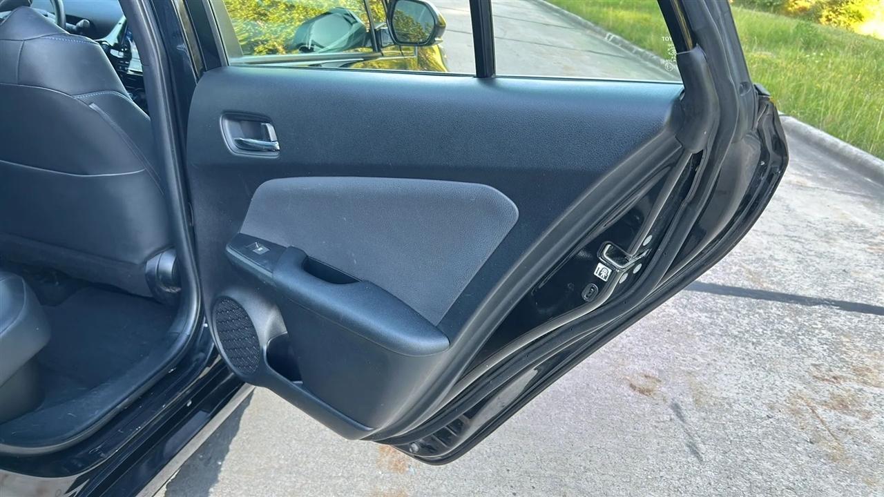 Toyota Prius Two Eco 2016