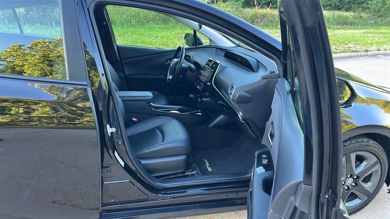 Toyota Prius Two Eco 2016