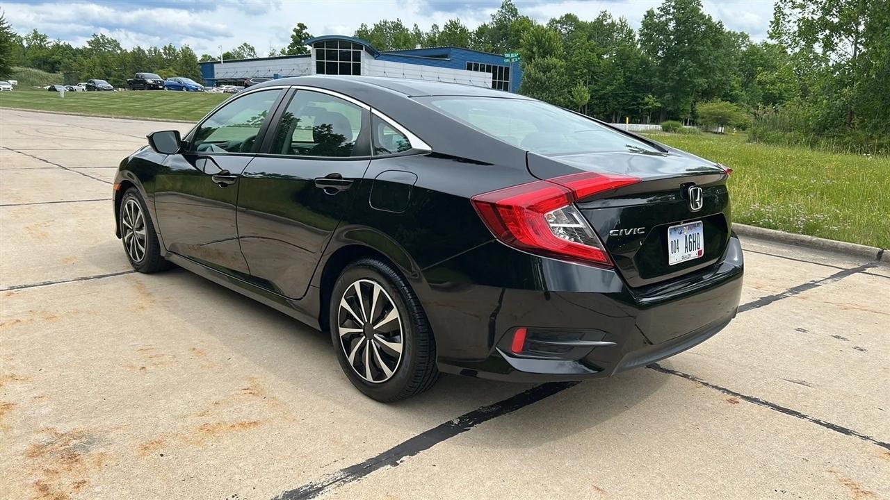 Honda Civic LX Sedan CVT 2018