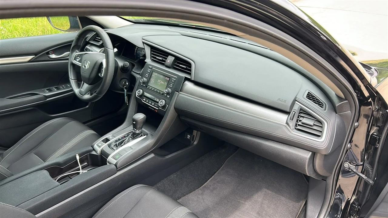 Honda Civic LX Sedan CVT 2018