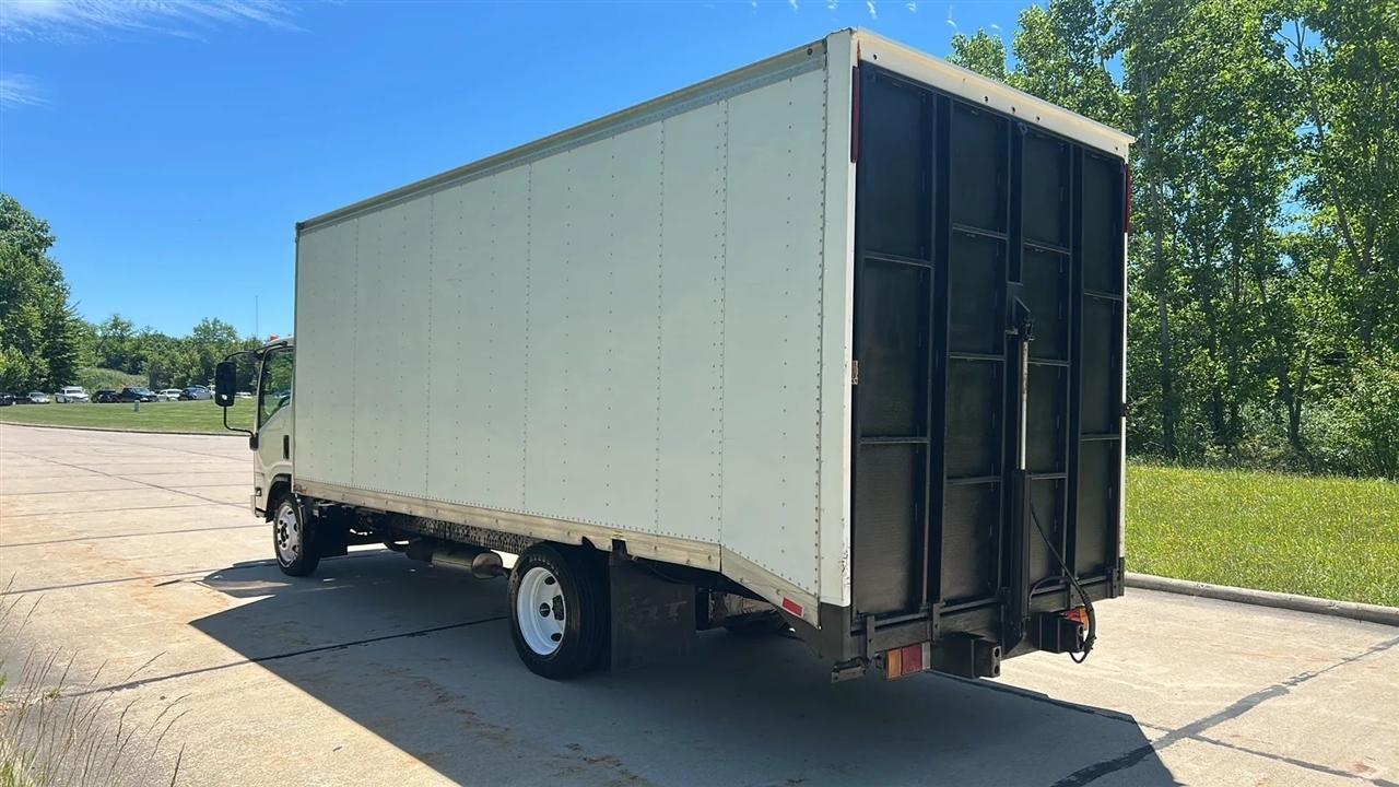 Isuzu NPR HD  2017
