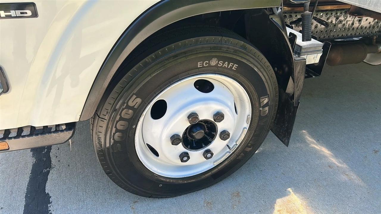 Isuzu NPR HD  2017