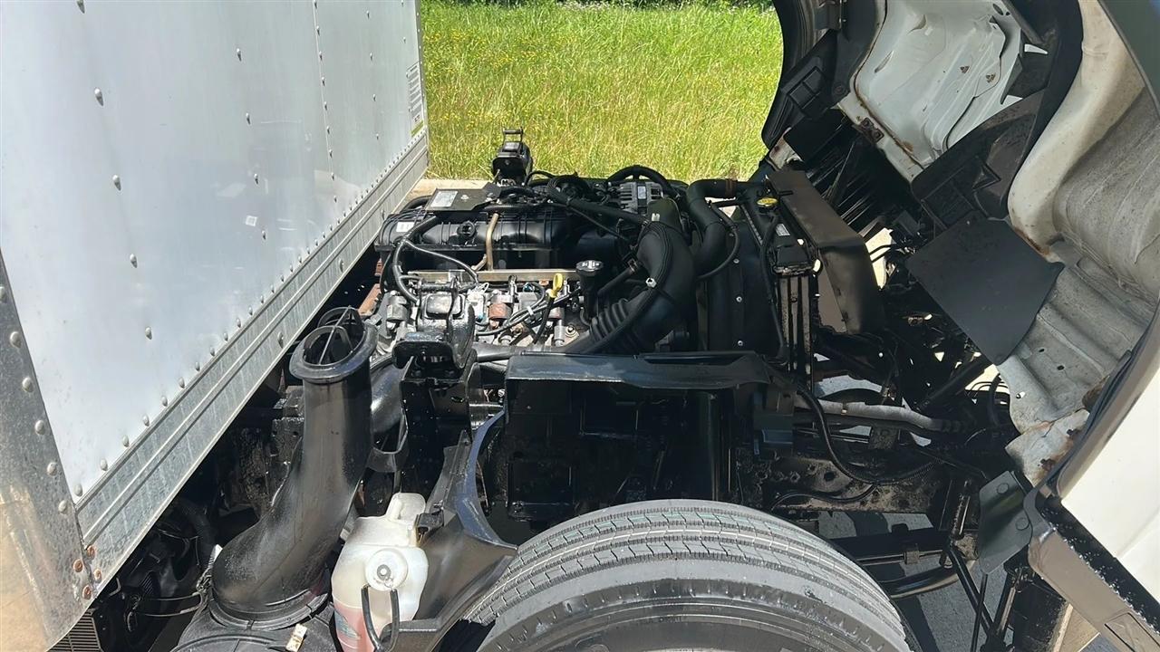 Isuzu NPR HD  2017