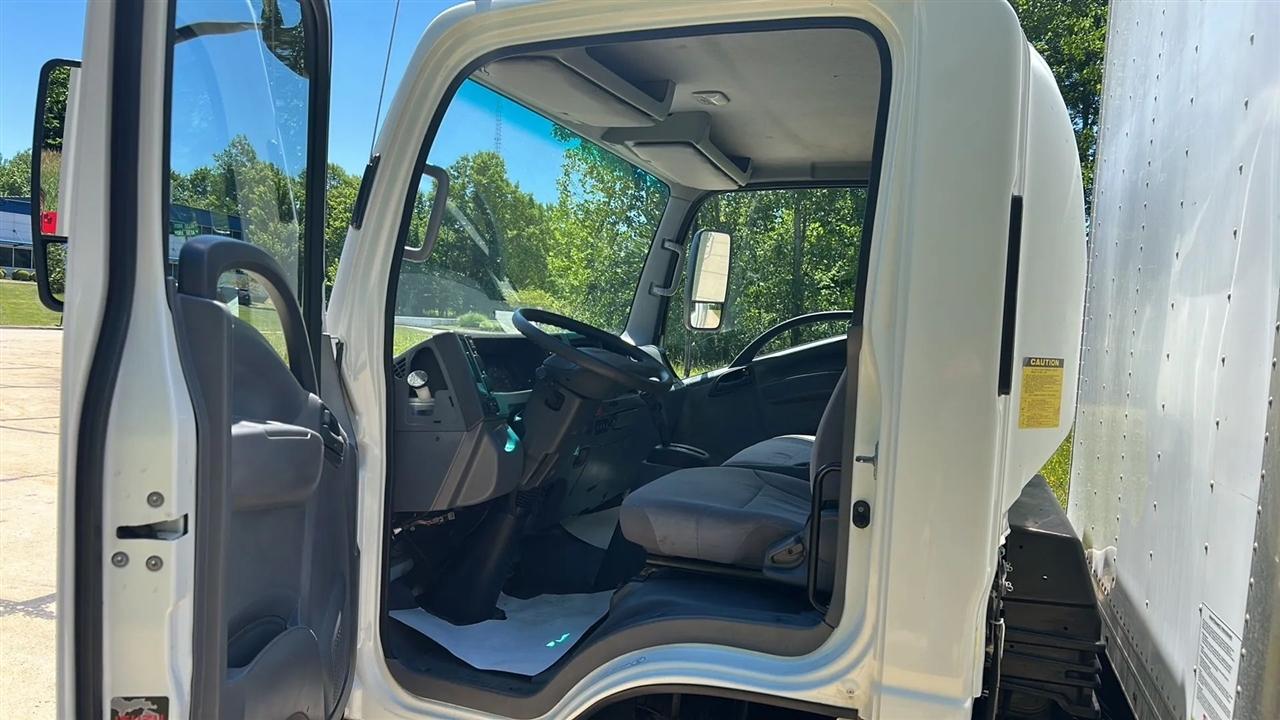 Isuzu NPR HD  2017