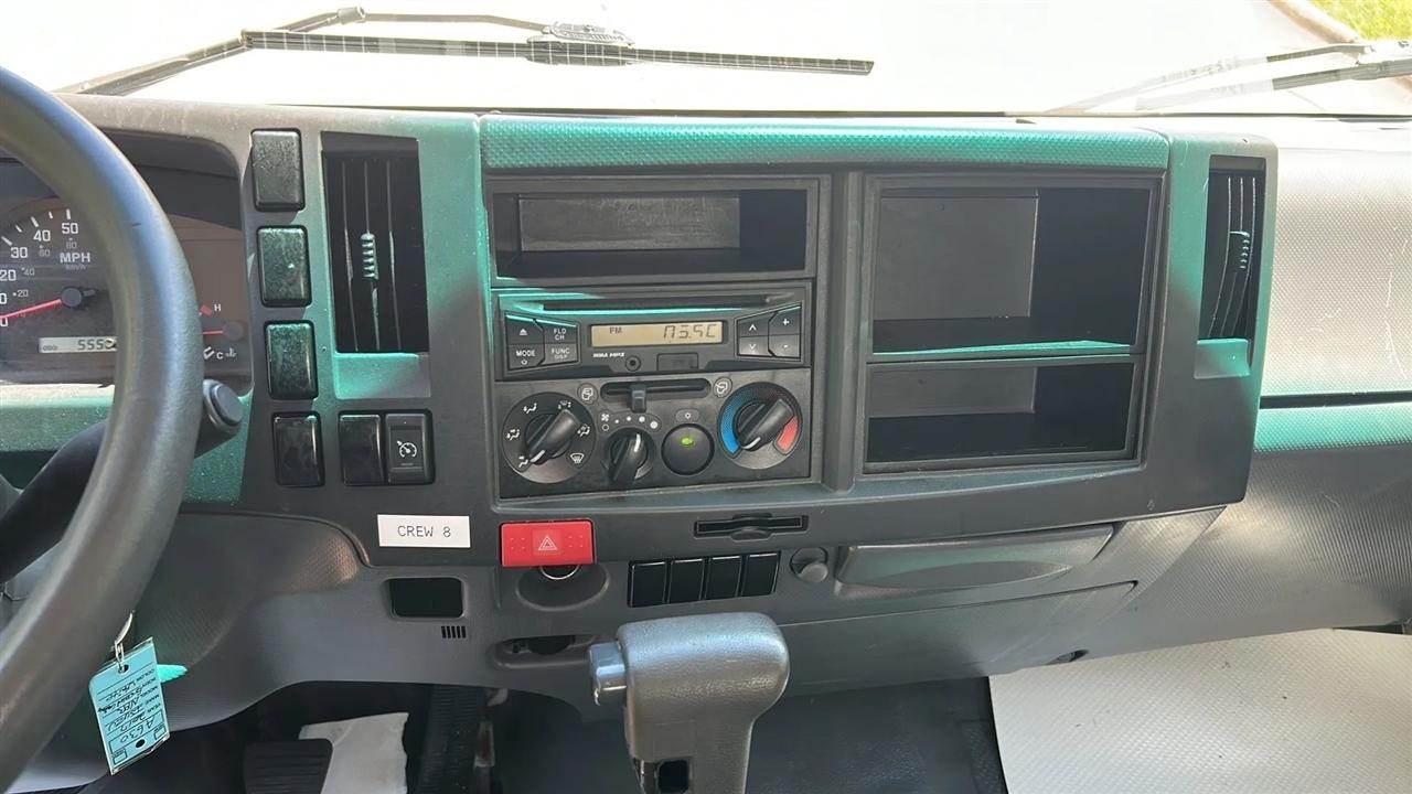 Isuzu NPR HD  2017