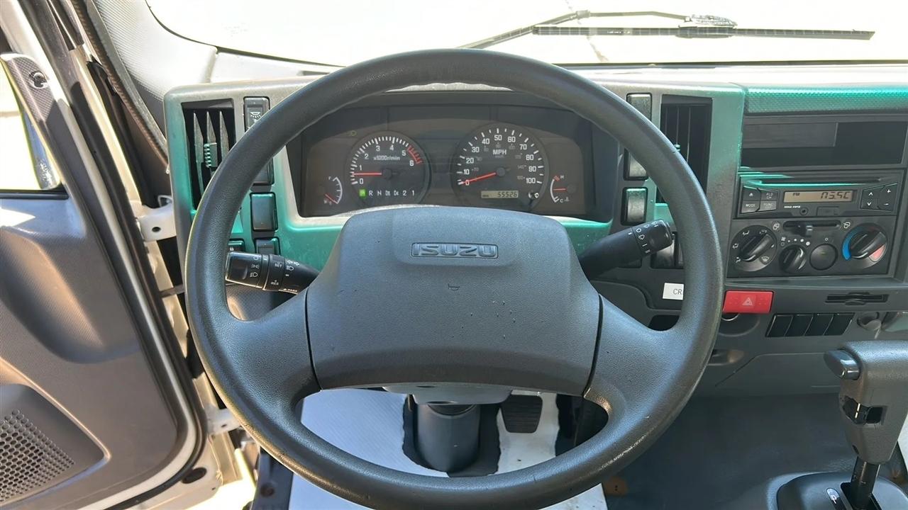 Isuzu NPR HD  2017