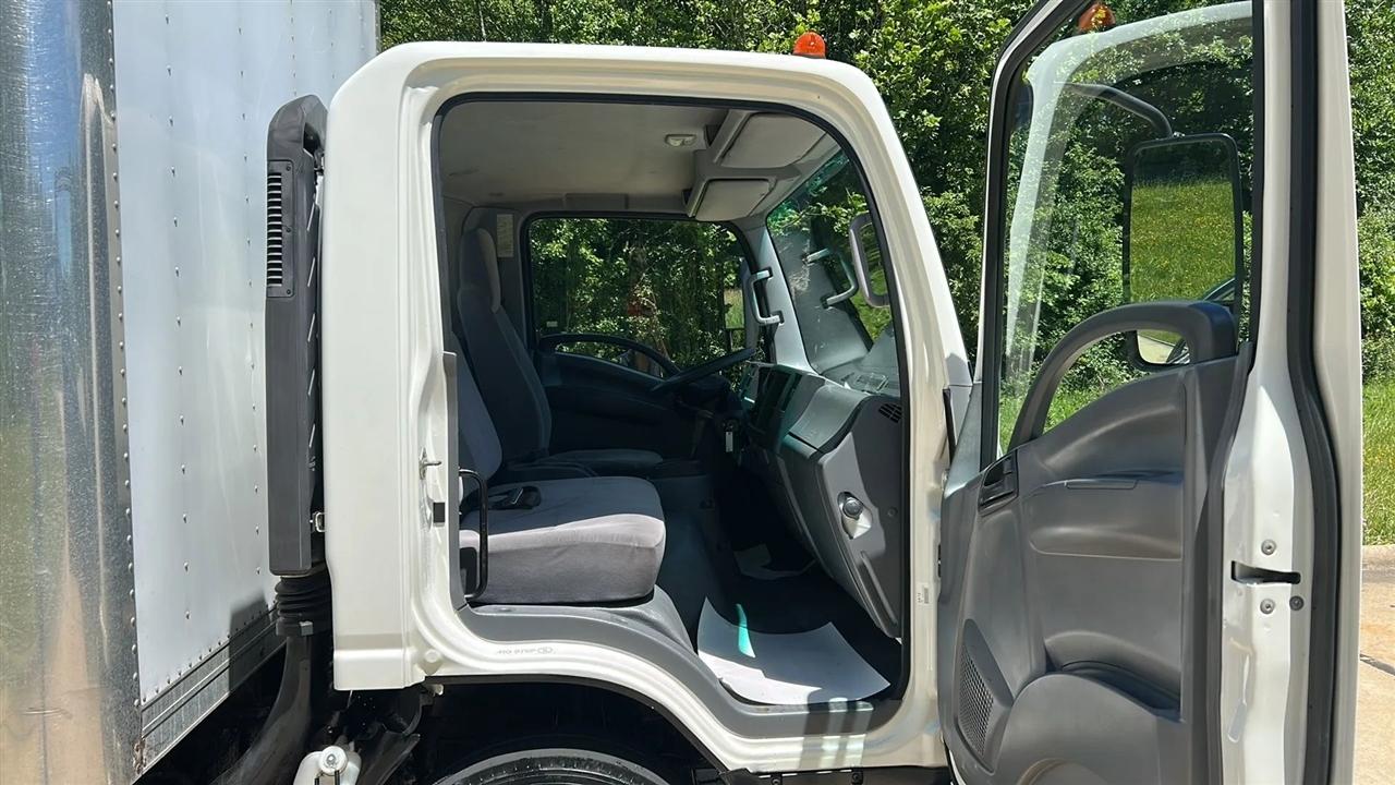 Isuzu NPR HD  2017
