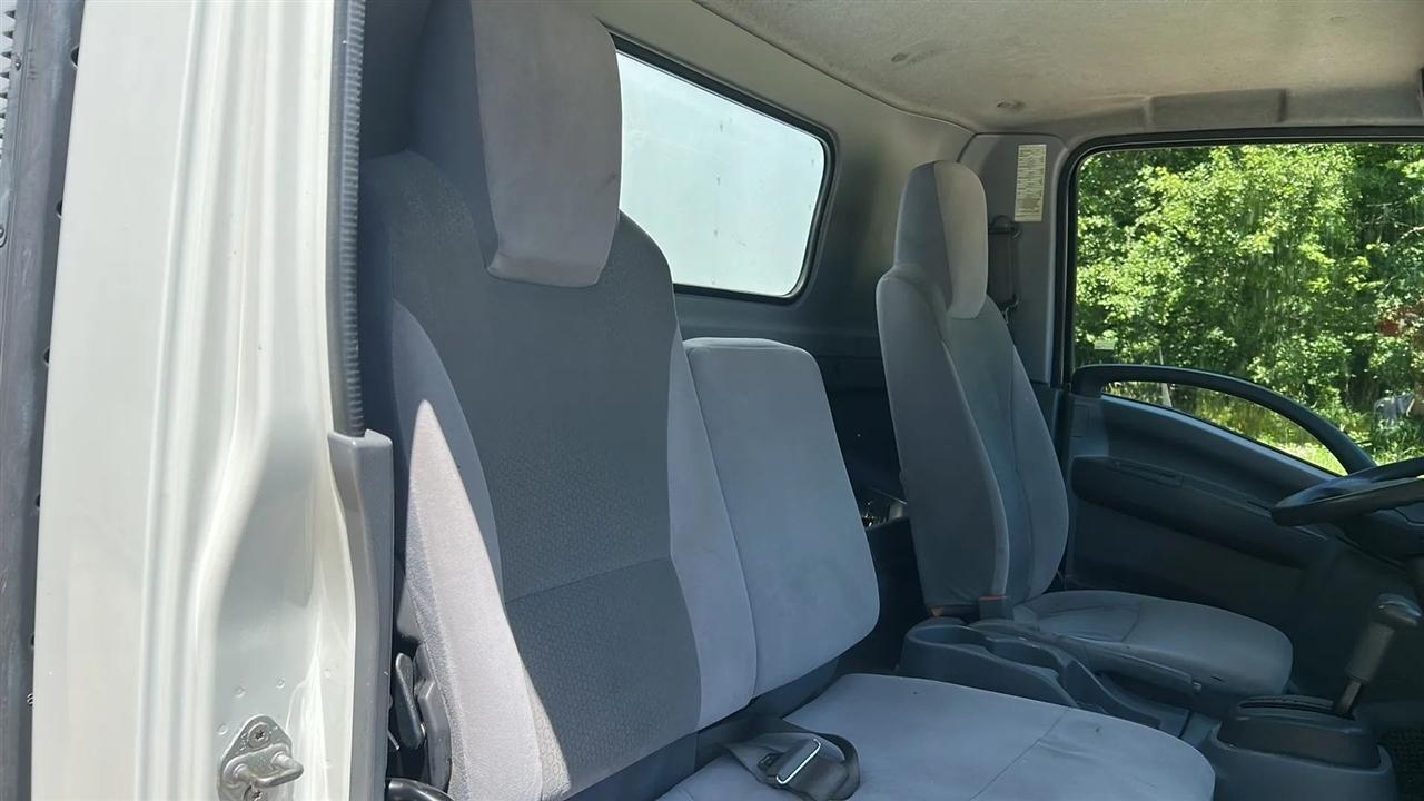 Isuzu NPR HD  2017