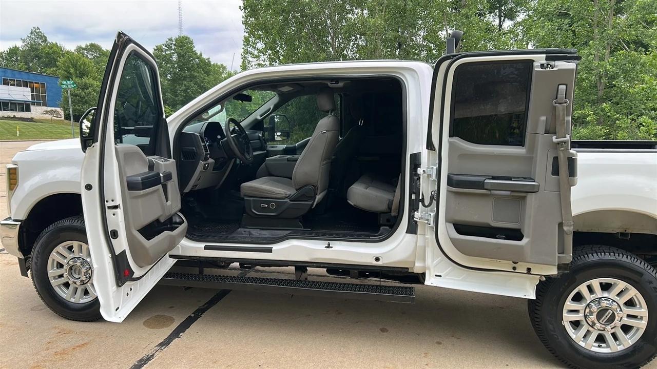 Ford F-250 SD XLT SuperCab 4WD 2018