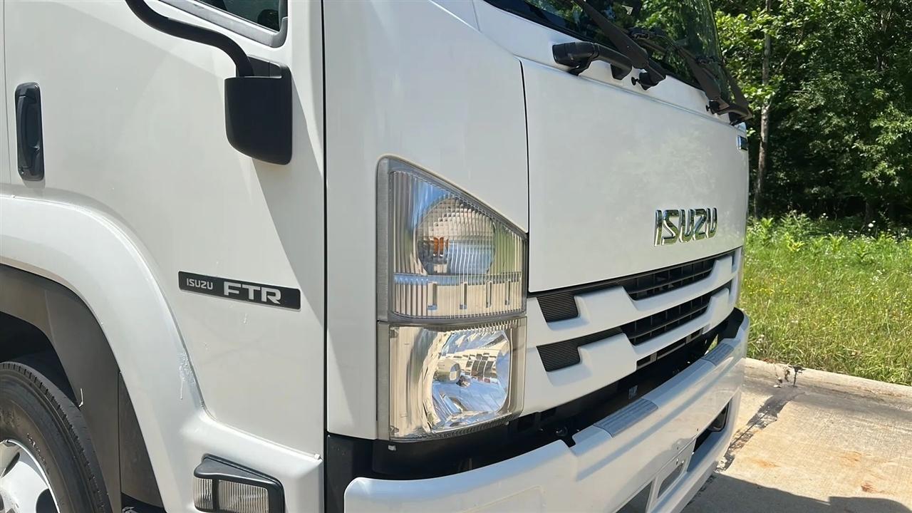Isuzu Trucks FTR  2019