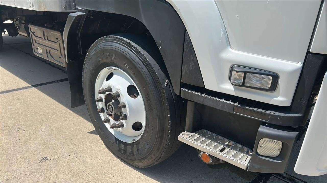 Isuzu Trucks FTR  2019