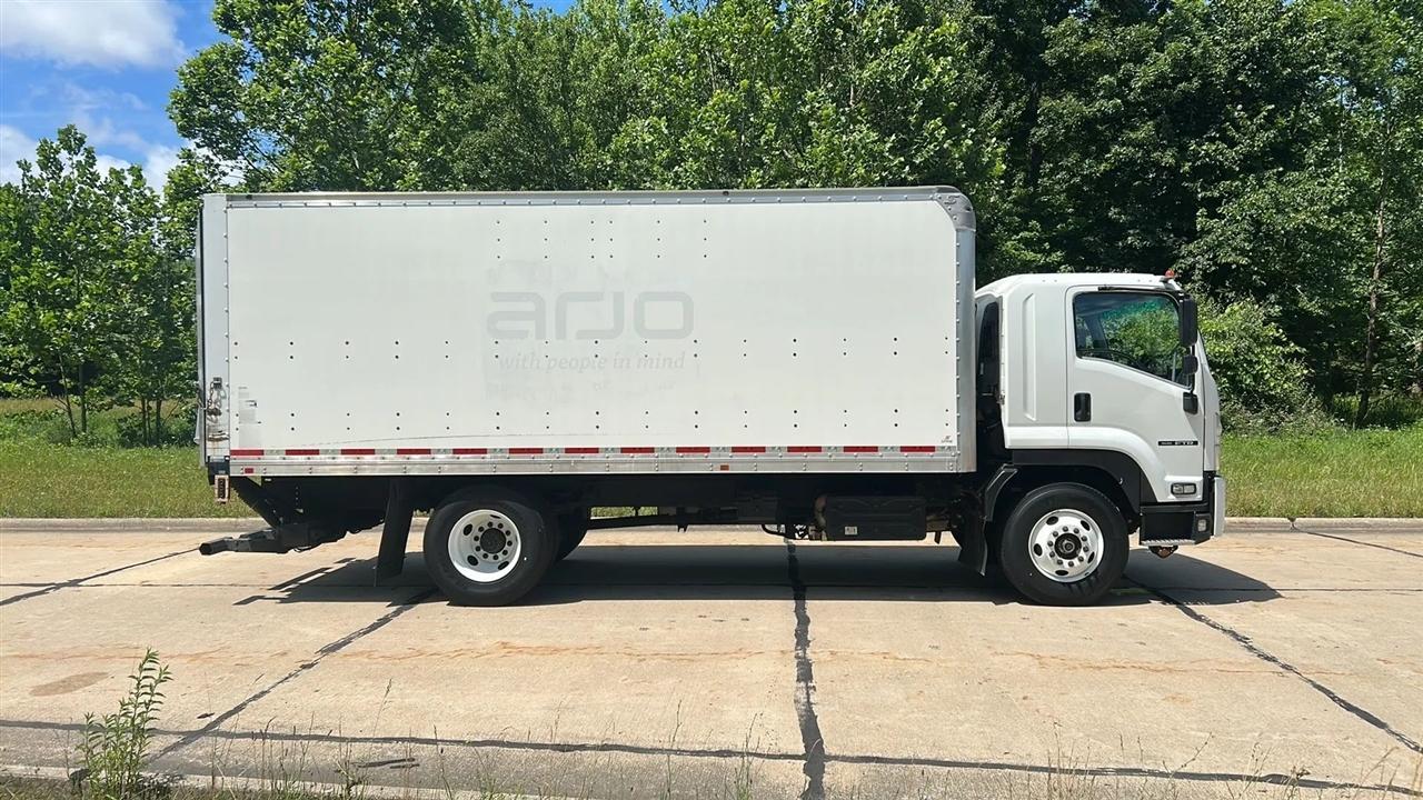Isuzu Trucks FTR  2019