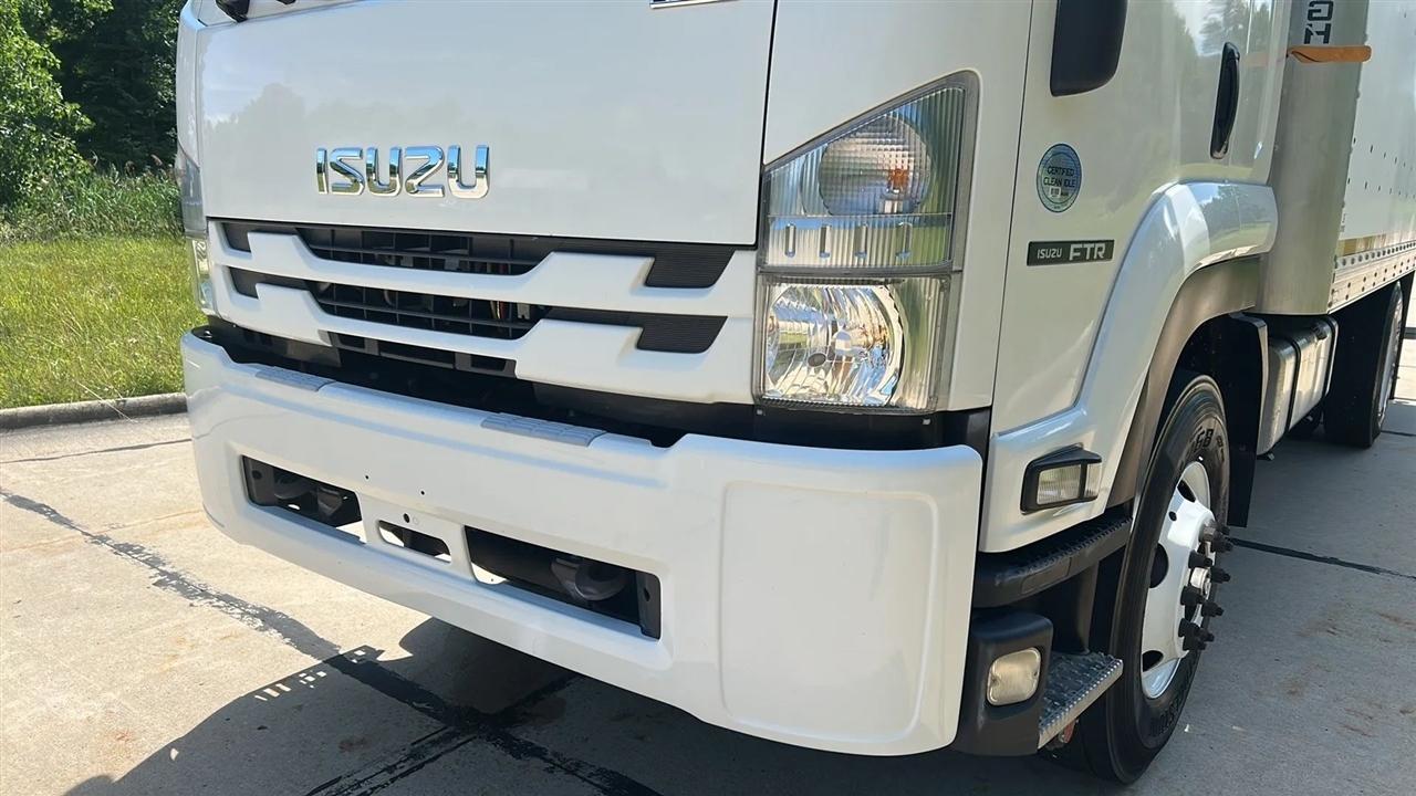 Isuzu Trucks FTR  2019