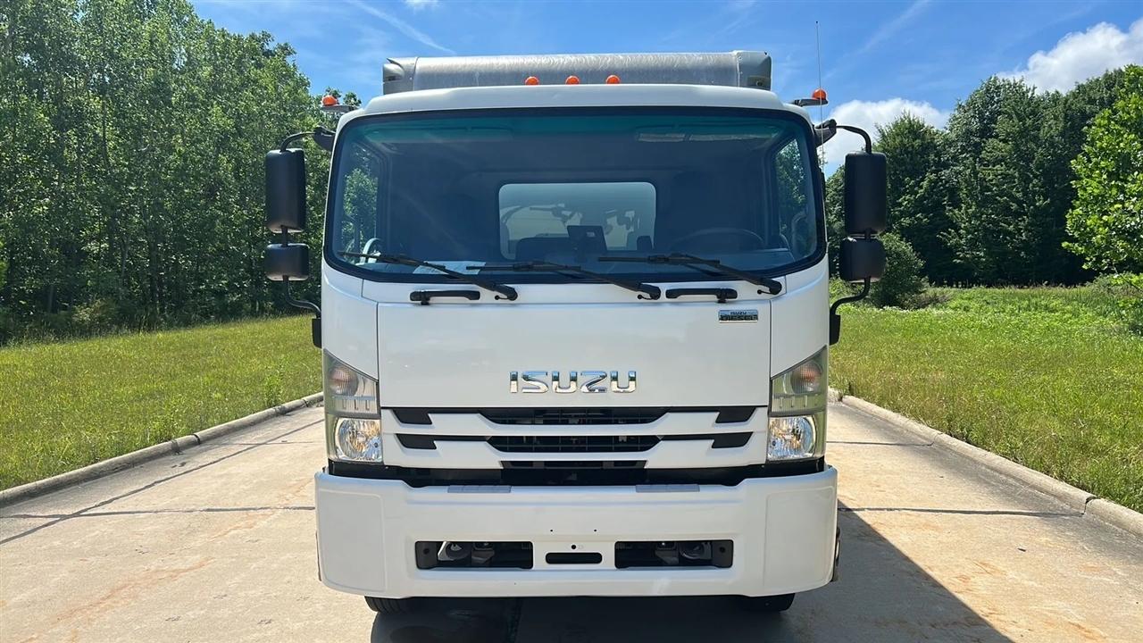 Isuzu Trucks FTR  2019