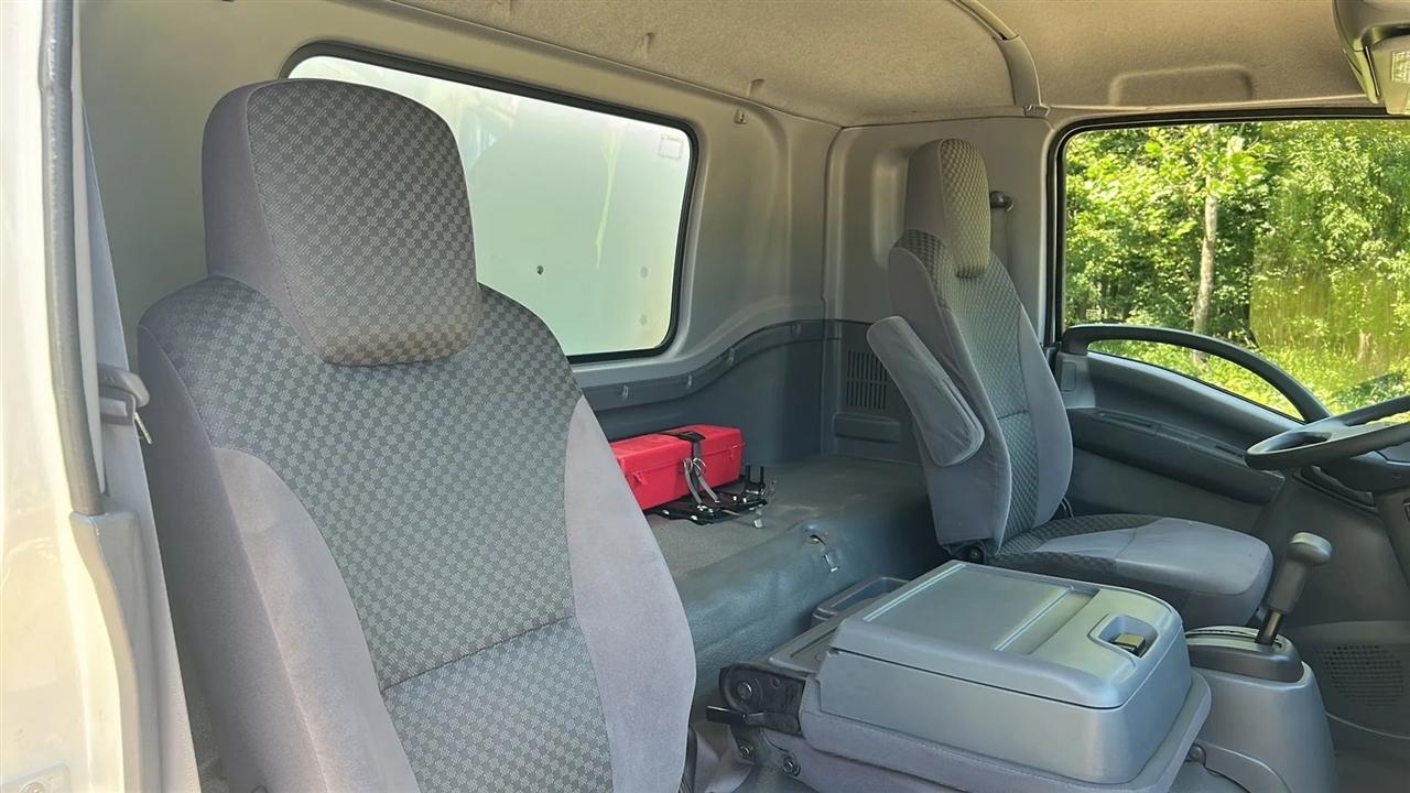 Isuzu Trucks FTR  2019