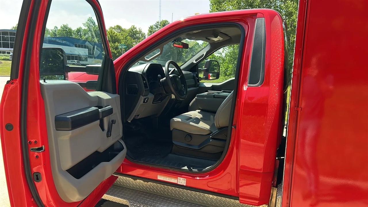 Ford F-450 SD Regular Cab DRW 2WD 2017