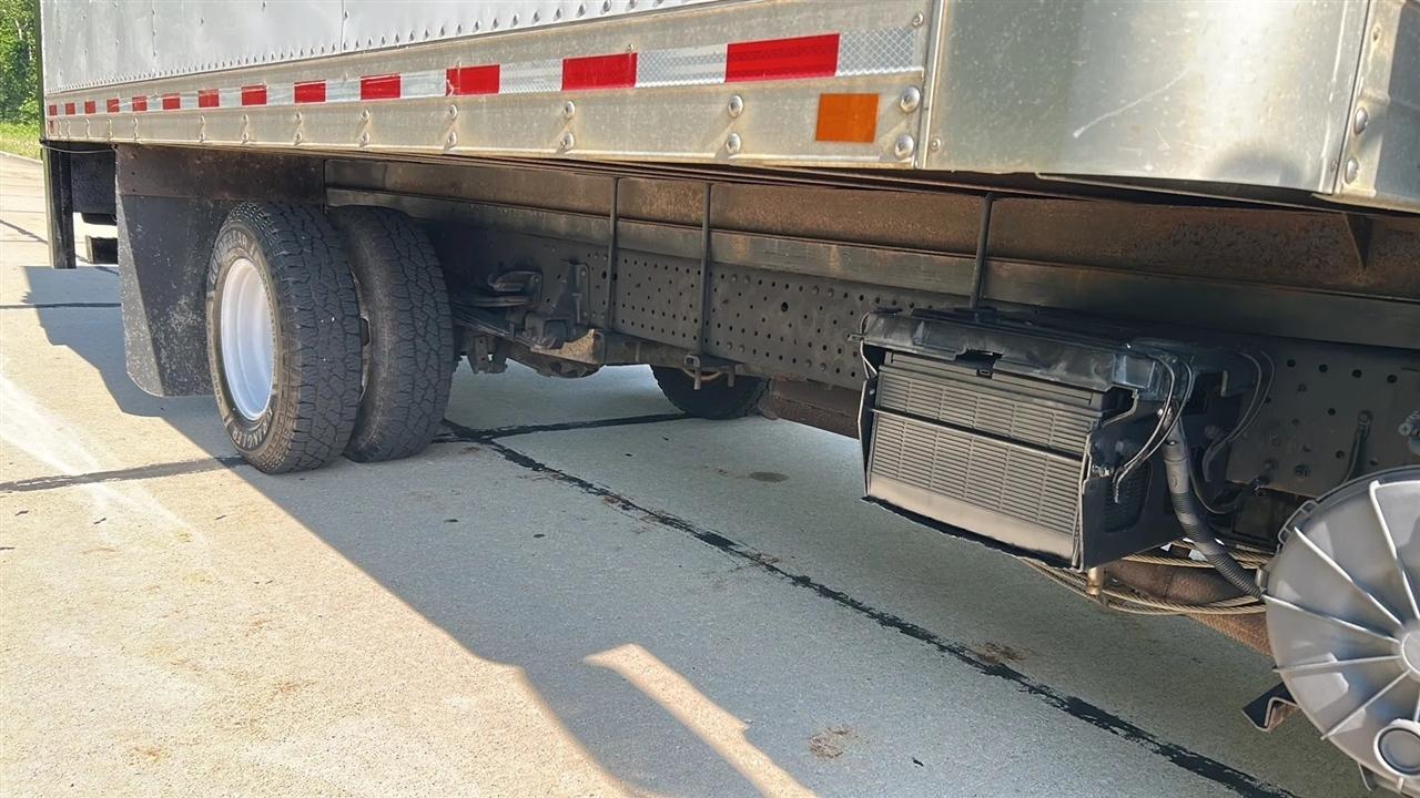 Isuzu NPR  2019