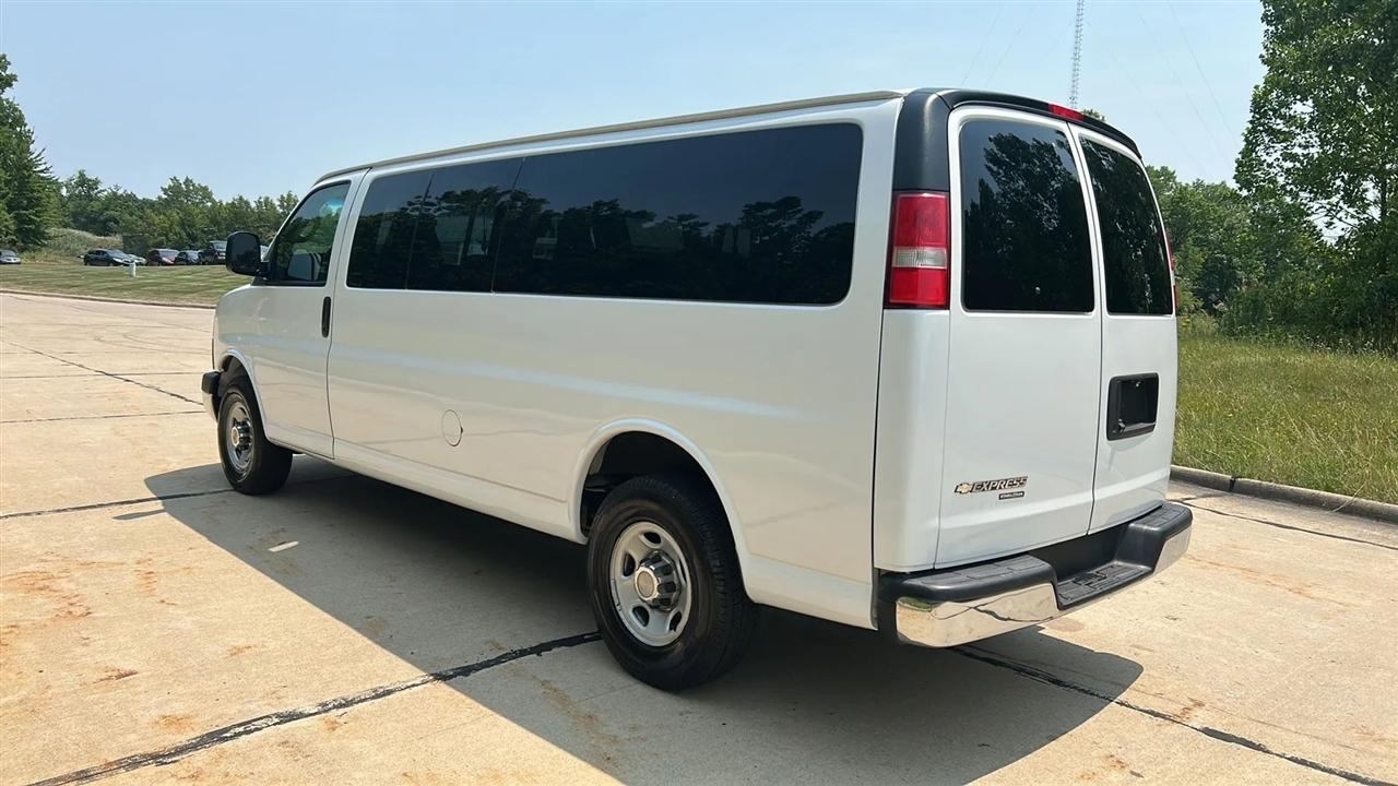 Chevrolet Express LT 3500 Extended 2016