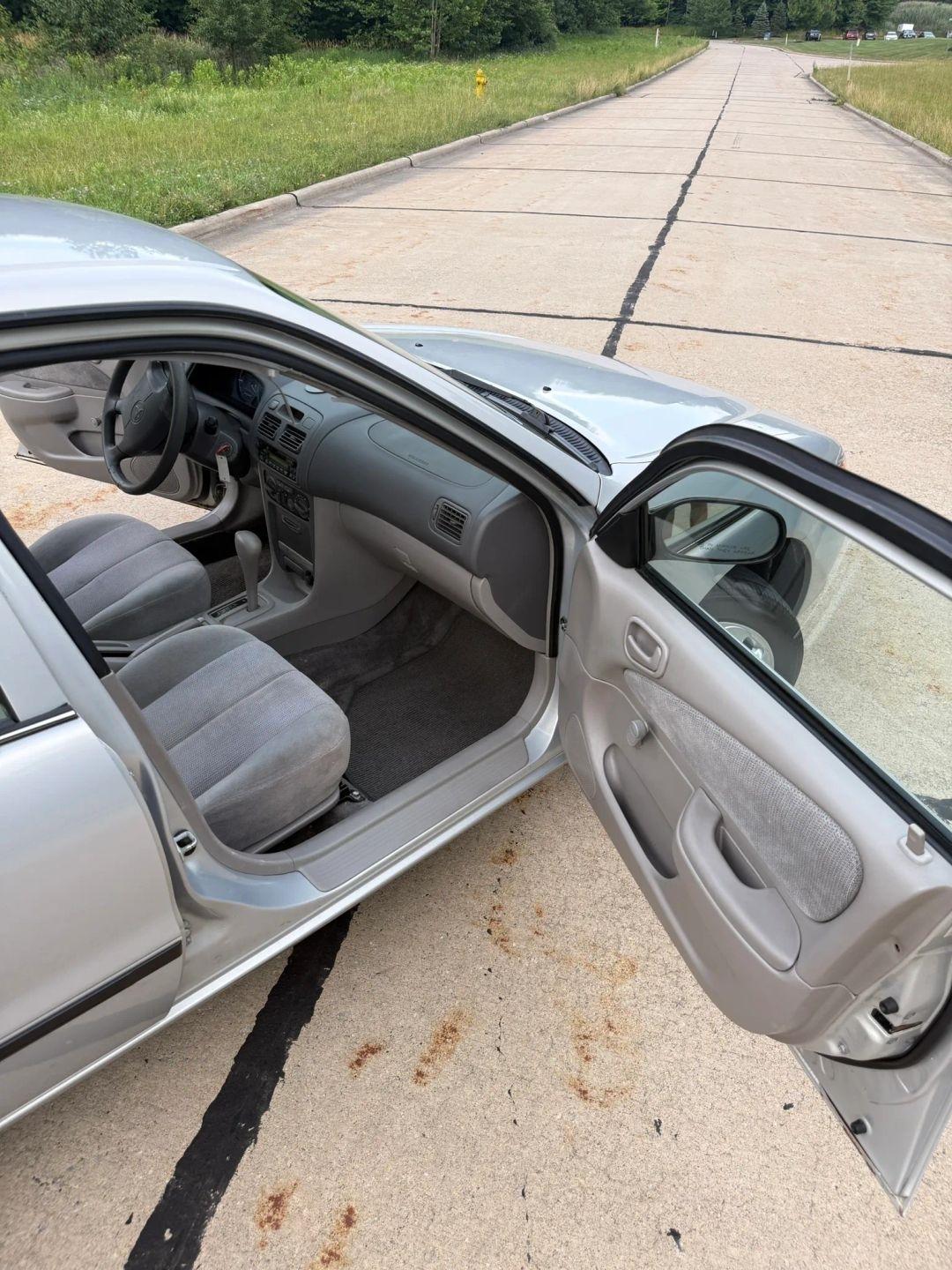 Toyota Corolla CE 2001