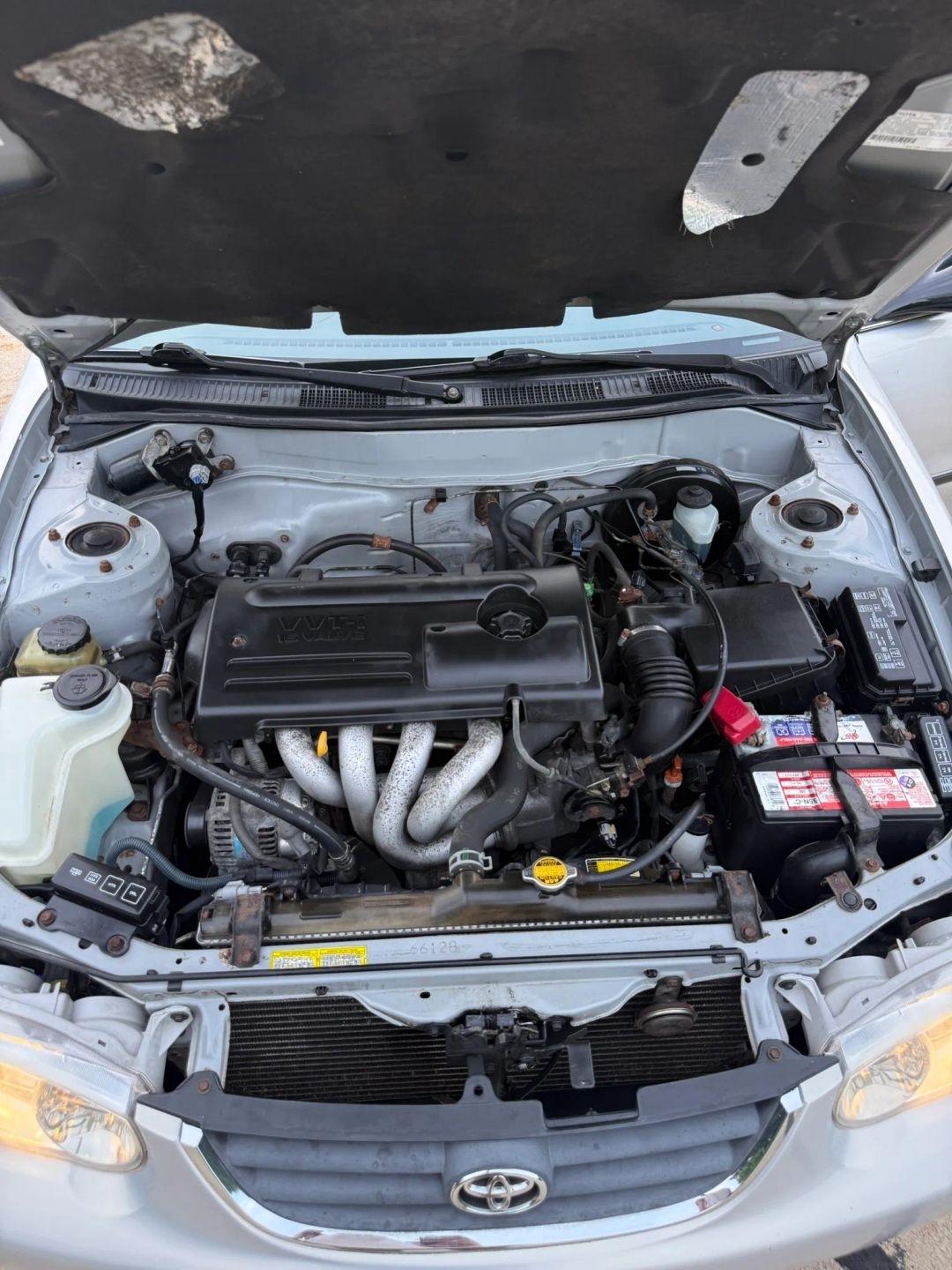 Toyota Corolla CE 2001