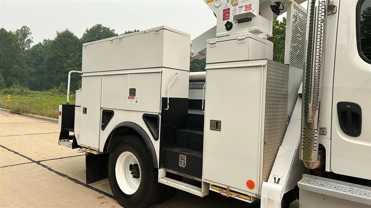 Freightliner M2 106 Medium Duty  2020