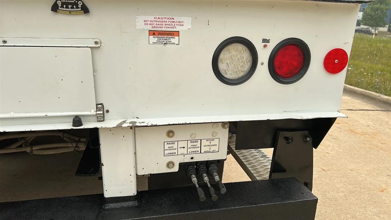 Freightliner M2 106 Medium Duty  2020