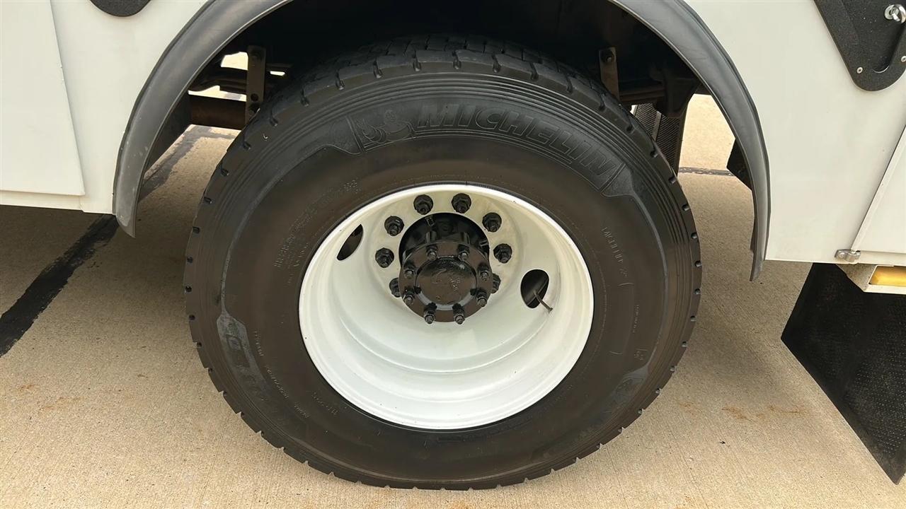 Freightliner M2 106 Medium Duty  2020