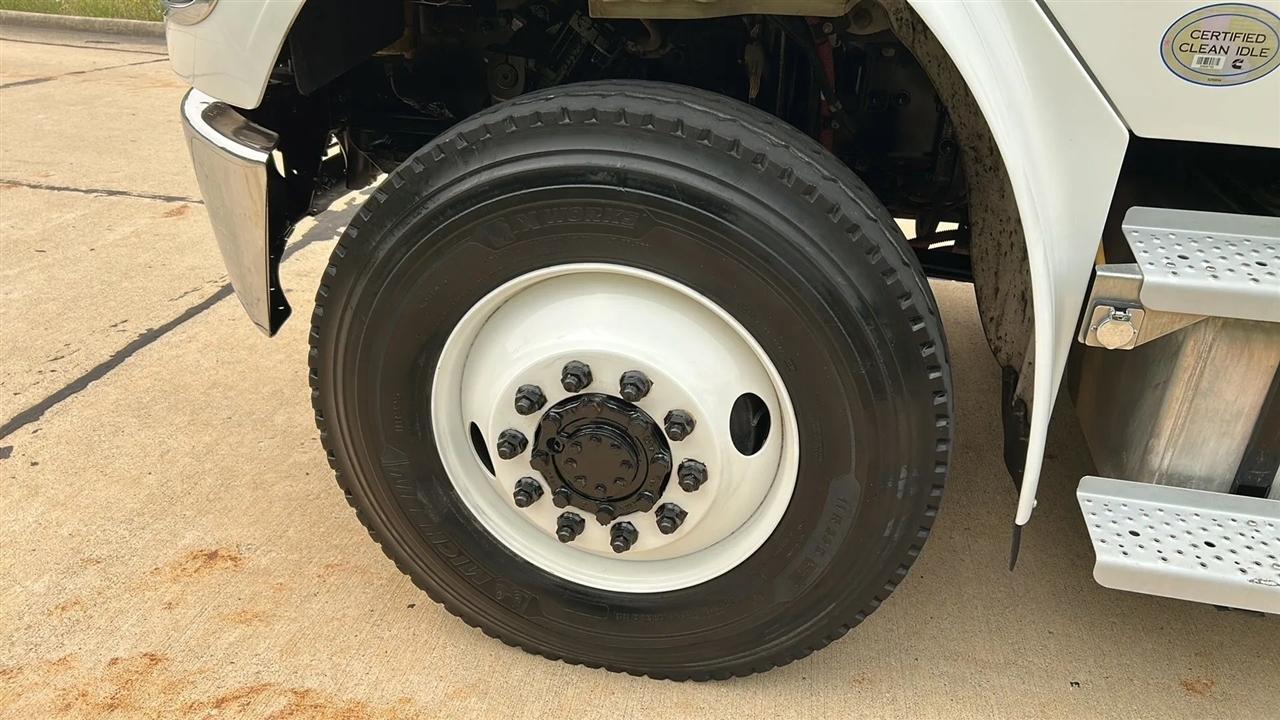 Freightliner M2 106 Medium Duty  2020