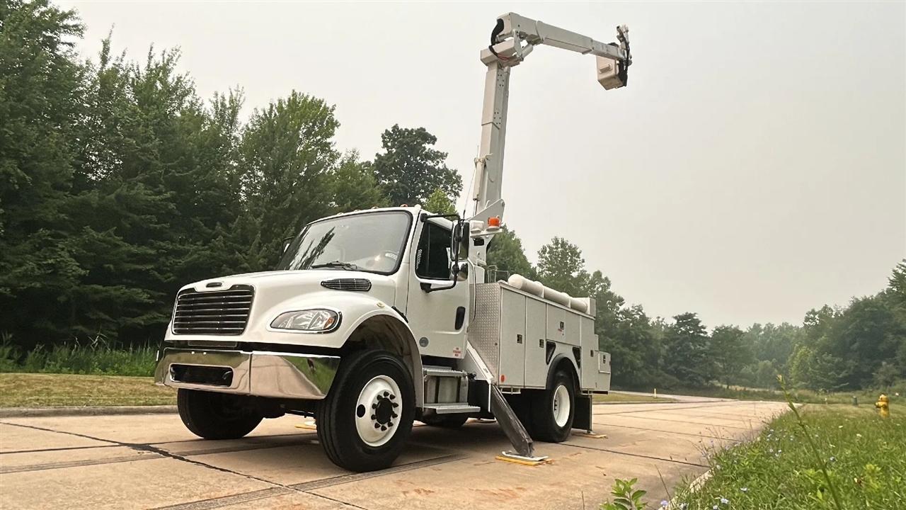 Freightliner M2 106 Medium Duty  2020