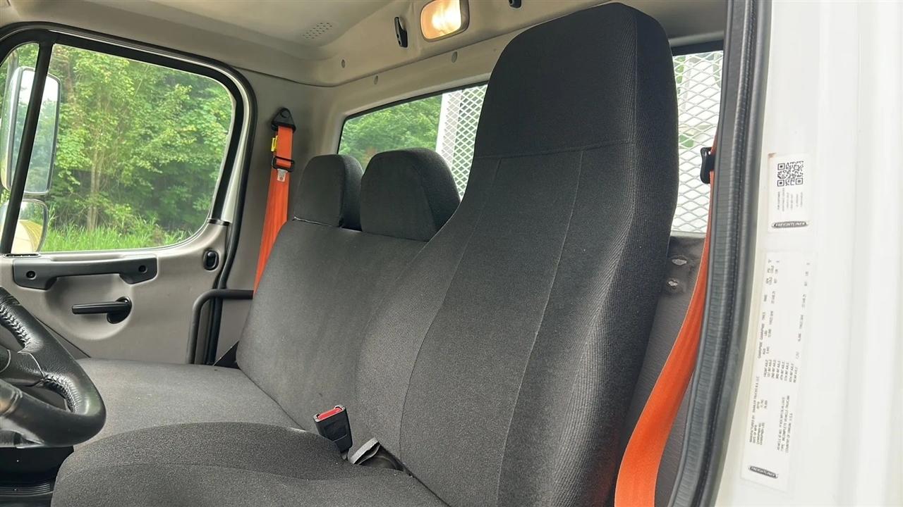 Freightliner M2 106 Medium Duty  2020