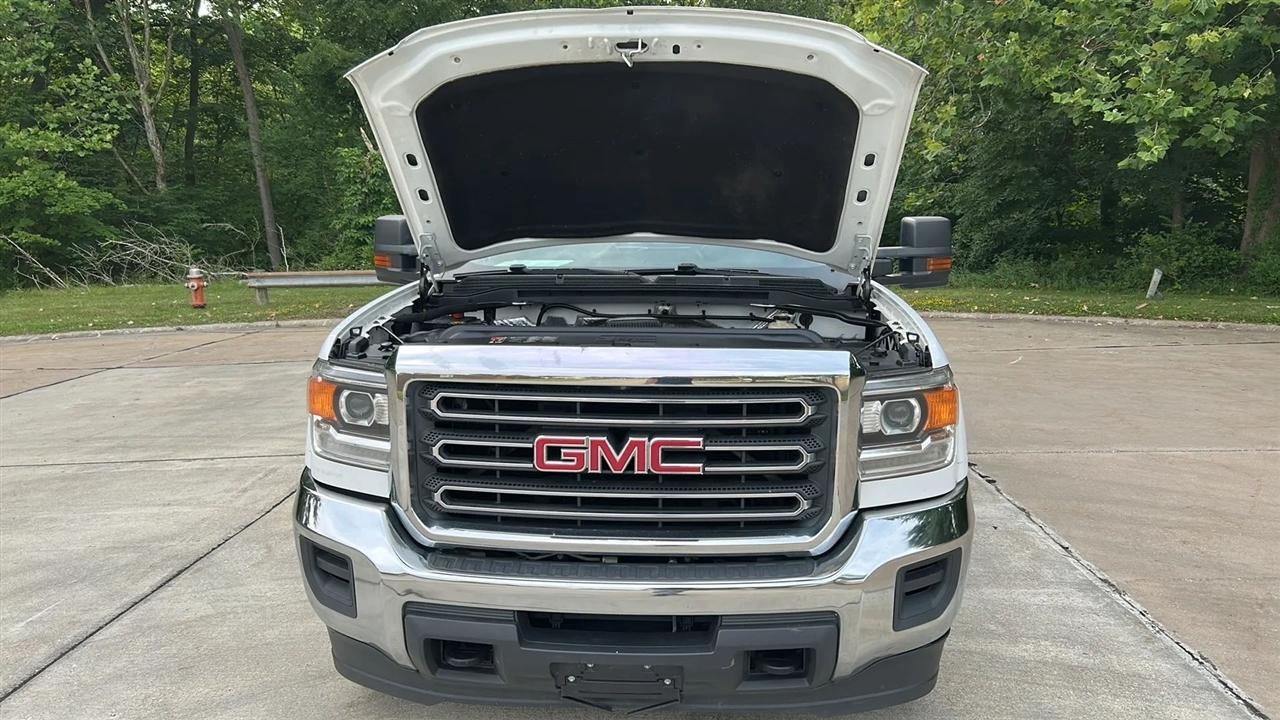GMC Sierra 3500HD Base Long Box 4WD 2017