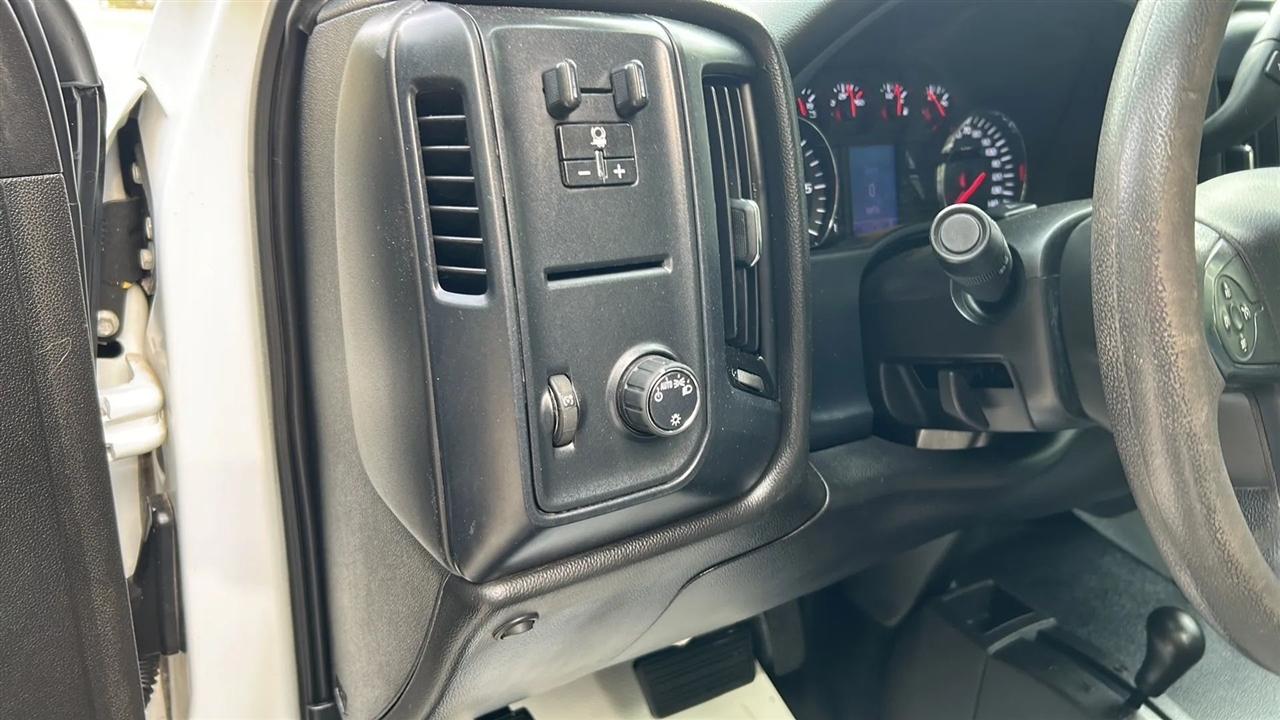 GMC Sierra 3500HD Base Long Box 4WD 2017