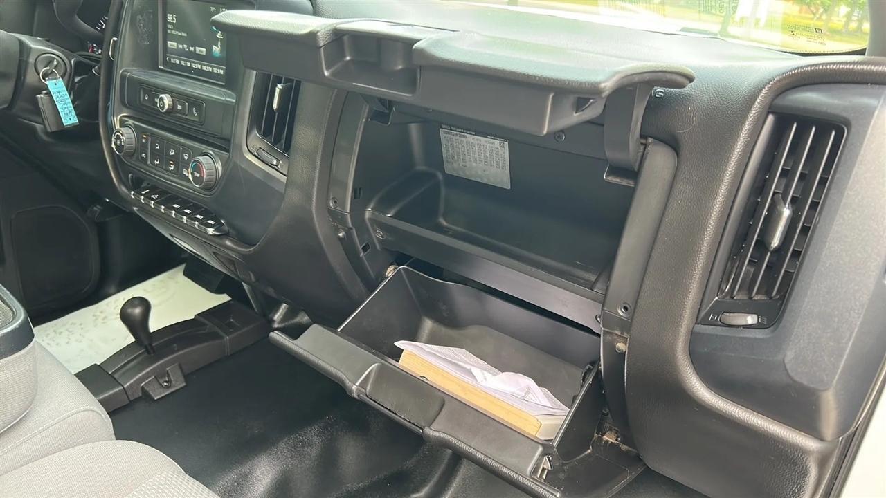 GMC Sierra 3500HD Base Long Box 4WD 2017