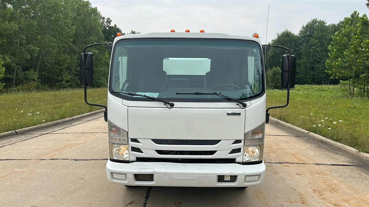 Isuzu NPR  2016