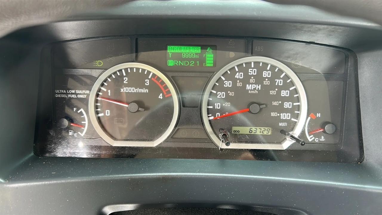 Isuzu NPR  2016