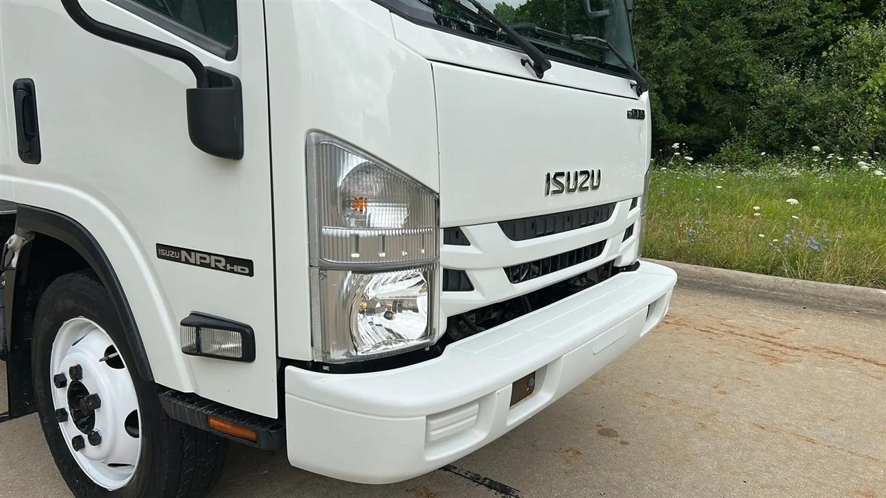 Isuzu NPR HD  2018