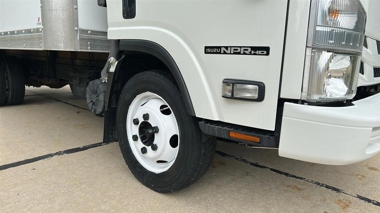 Isuzu NPR HD  2018