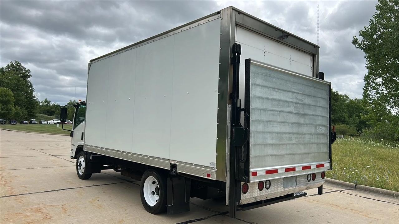 Isuzu NPR HD  2018