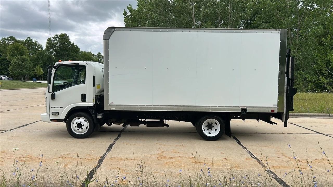 Isuzu NPR HD  2018