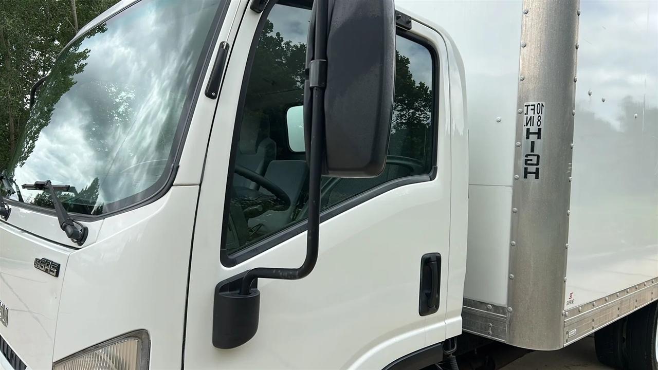 Isuzu NPR HD  2018