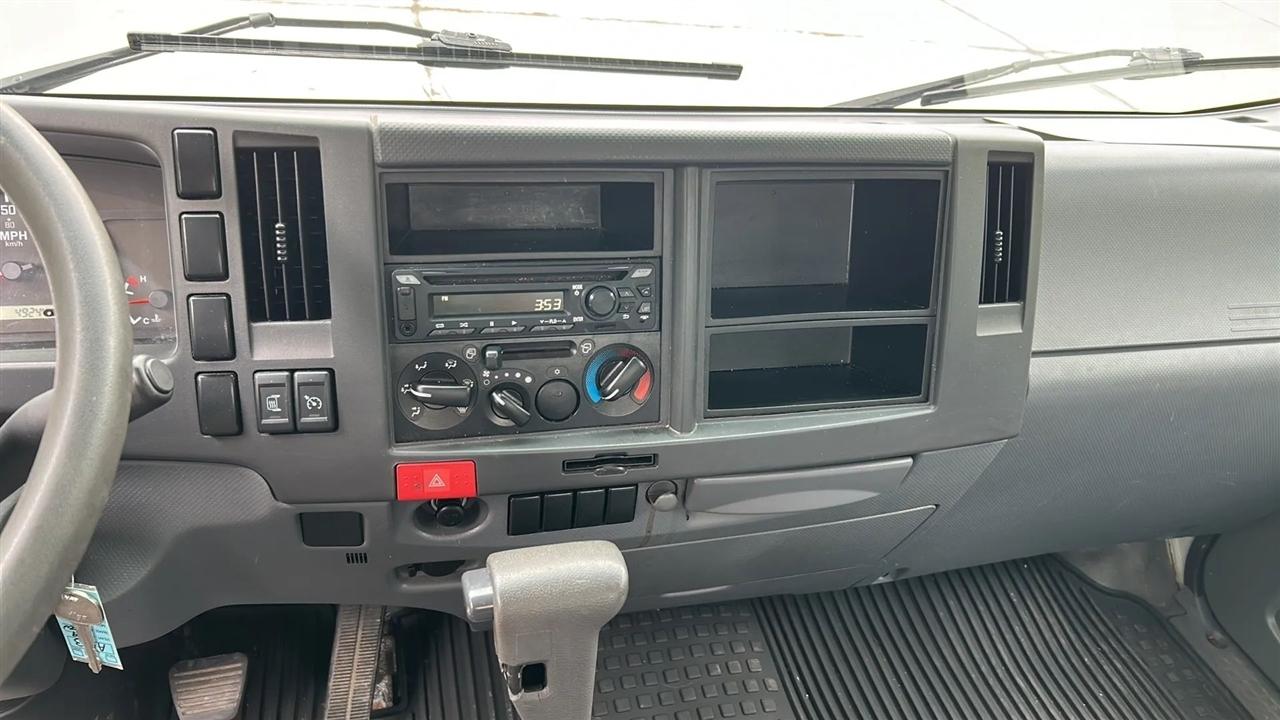 Isuzu NPR HD  2018