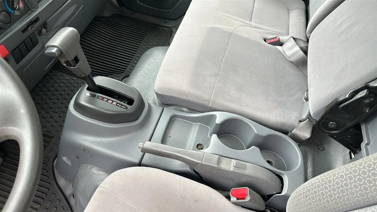 Isuzu NPR HD  2018