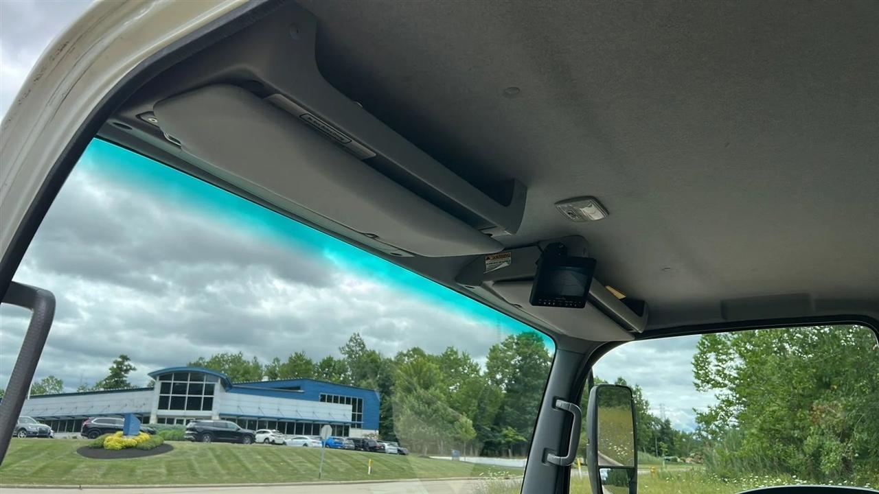 Isuzu NPR HD  2018