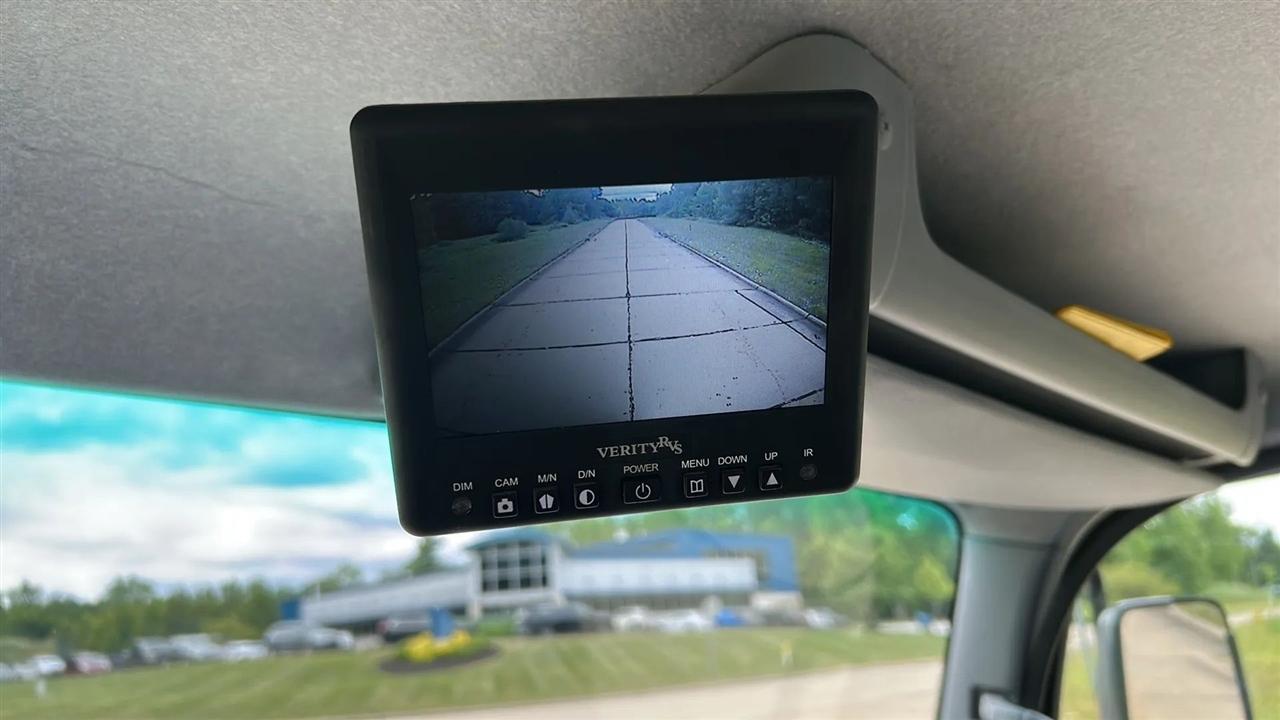 Isuzu NPR HD  2018