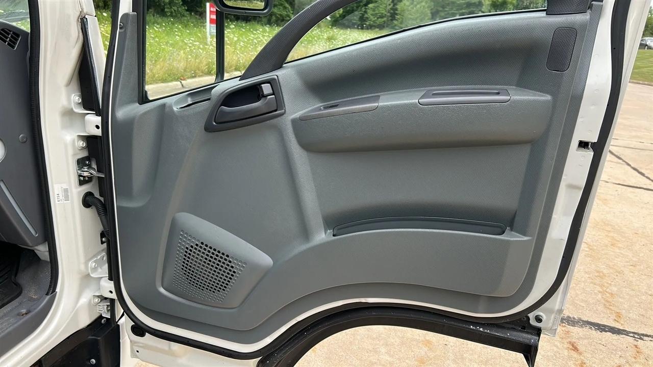 Isuzu NPR HD  2018