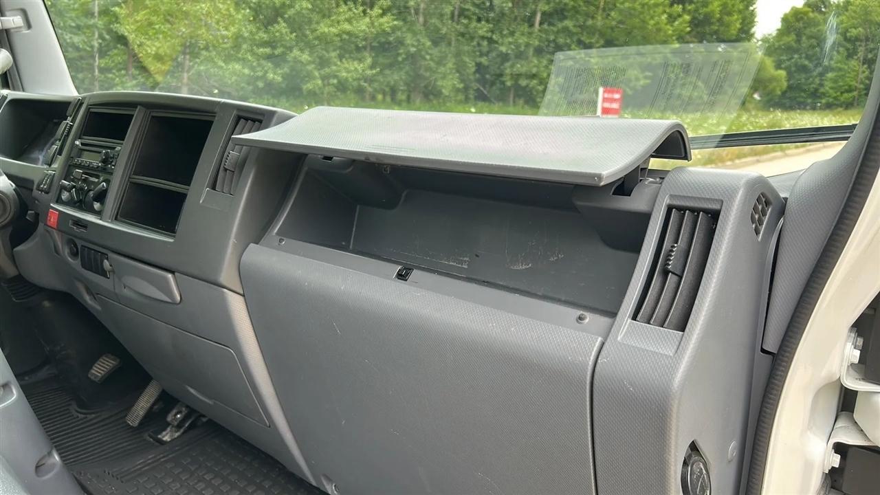 Isuzu NPR HD  2018