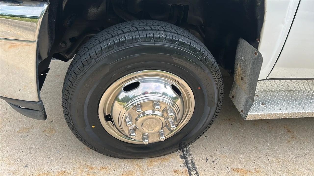 Chevrolet Silverado 3500HD Work Truck 2WD 2011